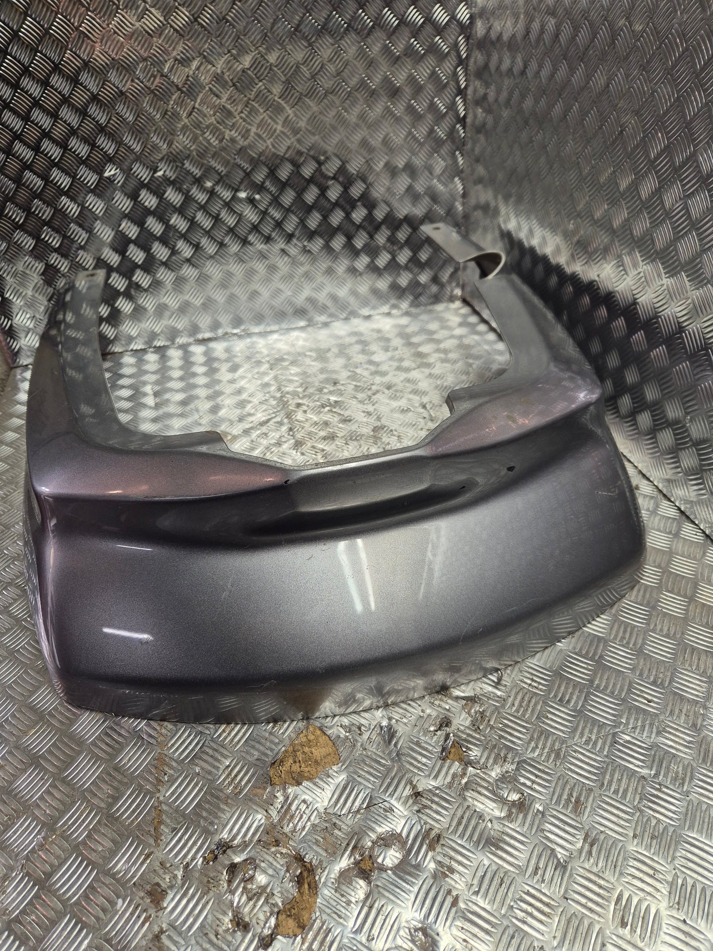 Carenage arrière central suzuki 400 burgman 2003 à 2006