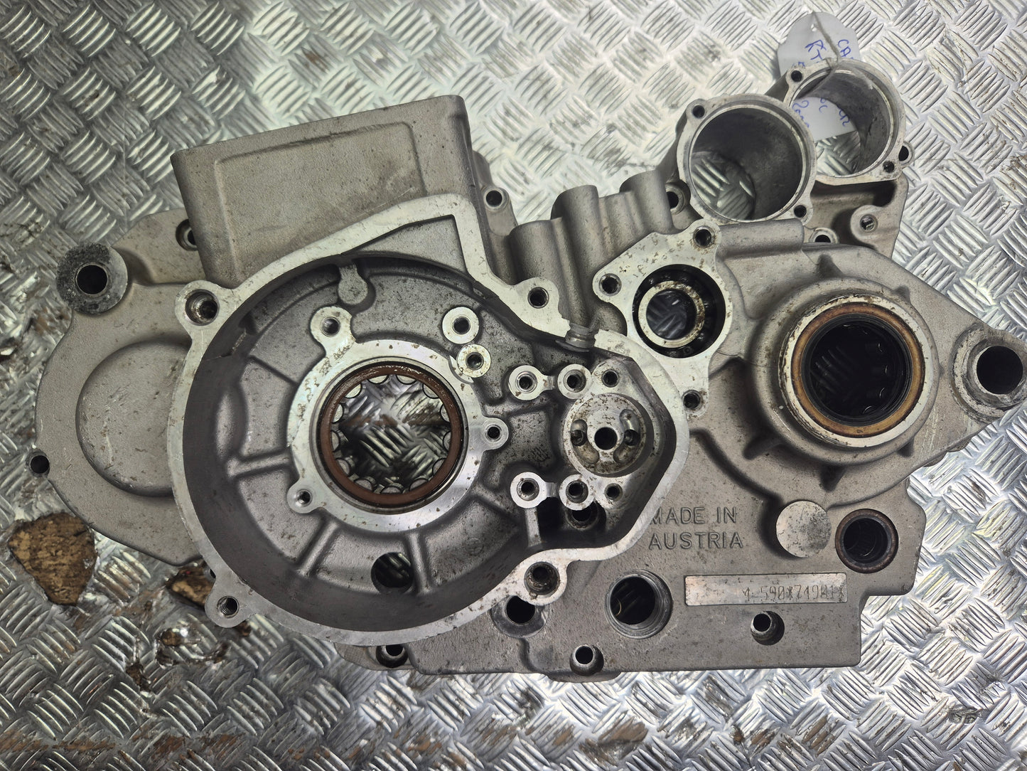 Carter moteur gauche KTM 400/450/520/525 EXCF SXF 2001-2007