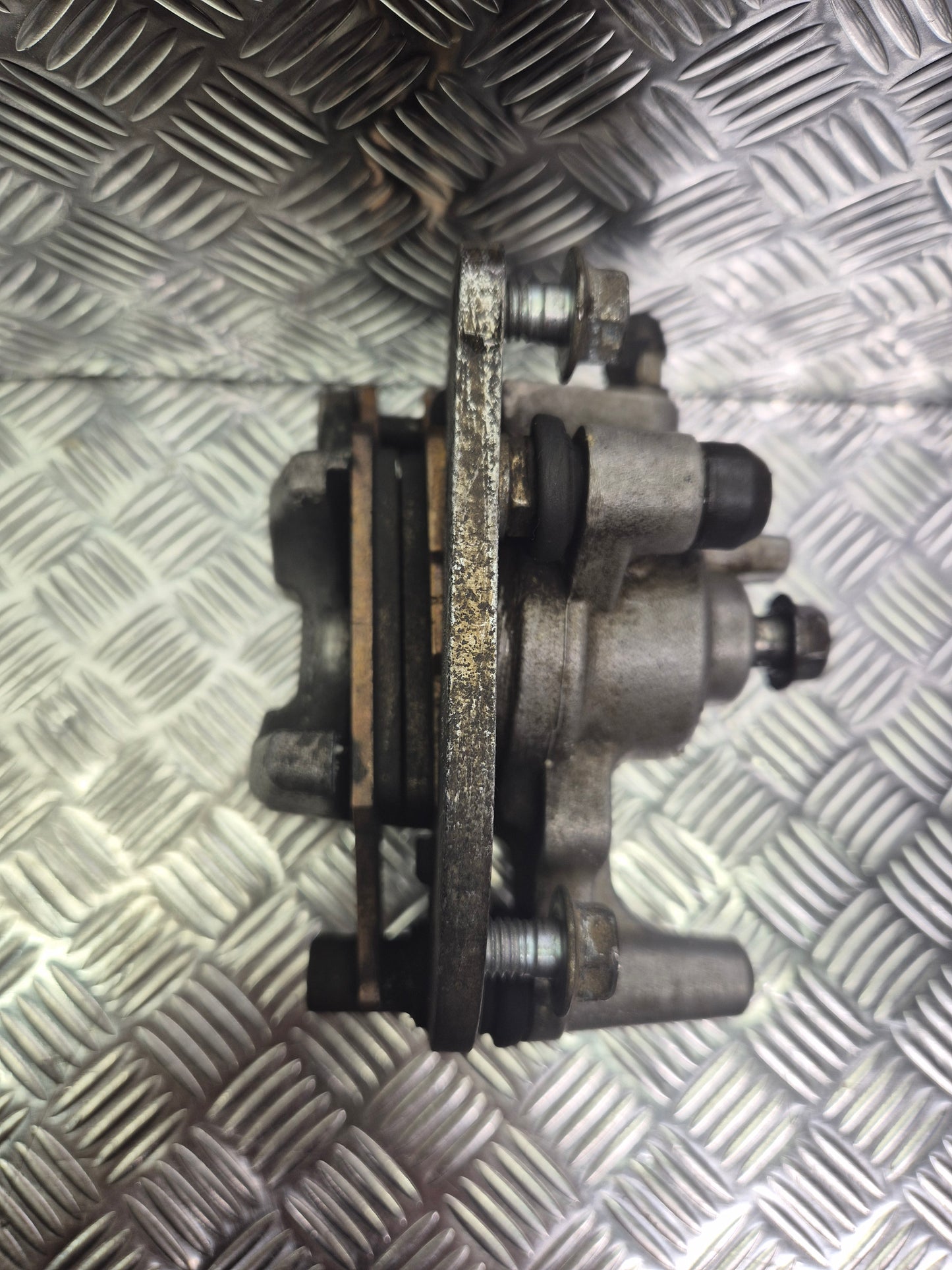 Étrier de frein avant gauche yamaha yfm 250 raptor