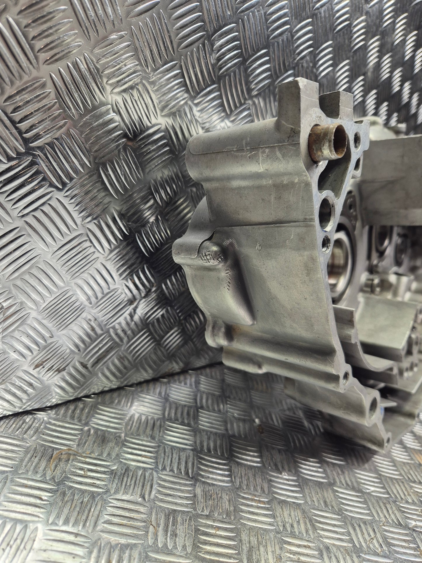 Carter moteur droit YAMAHA 250 YZF 2006/2013