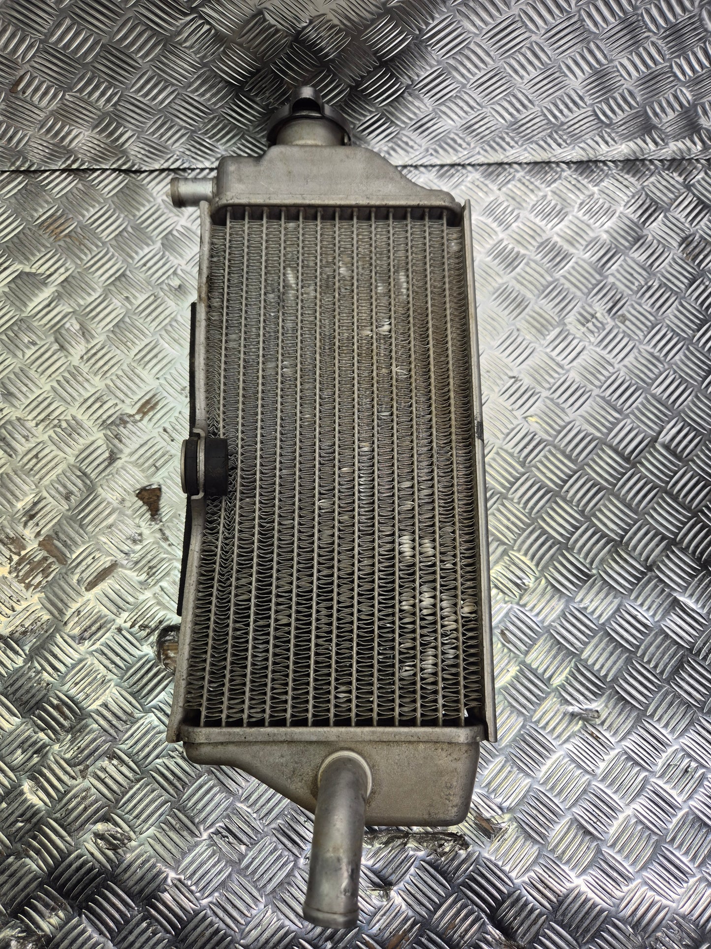 Radiateur droit YAMAHA 250 YZF 2010-2013