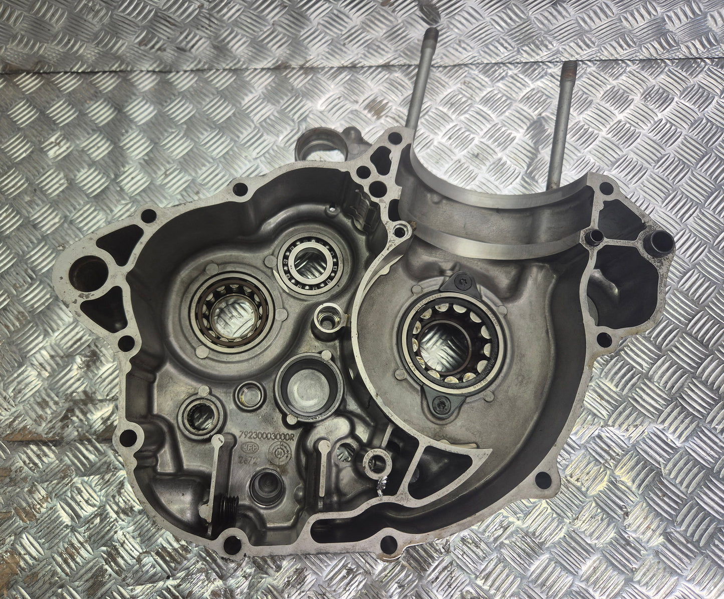 Carter moteur gauche HUSQVARNA 250 FC 2016