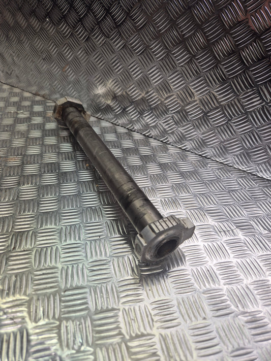 Axe de roue arrière HUSQVARNA 250 FC 2016