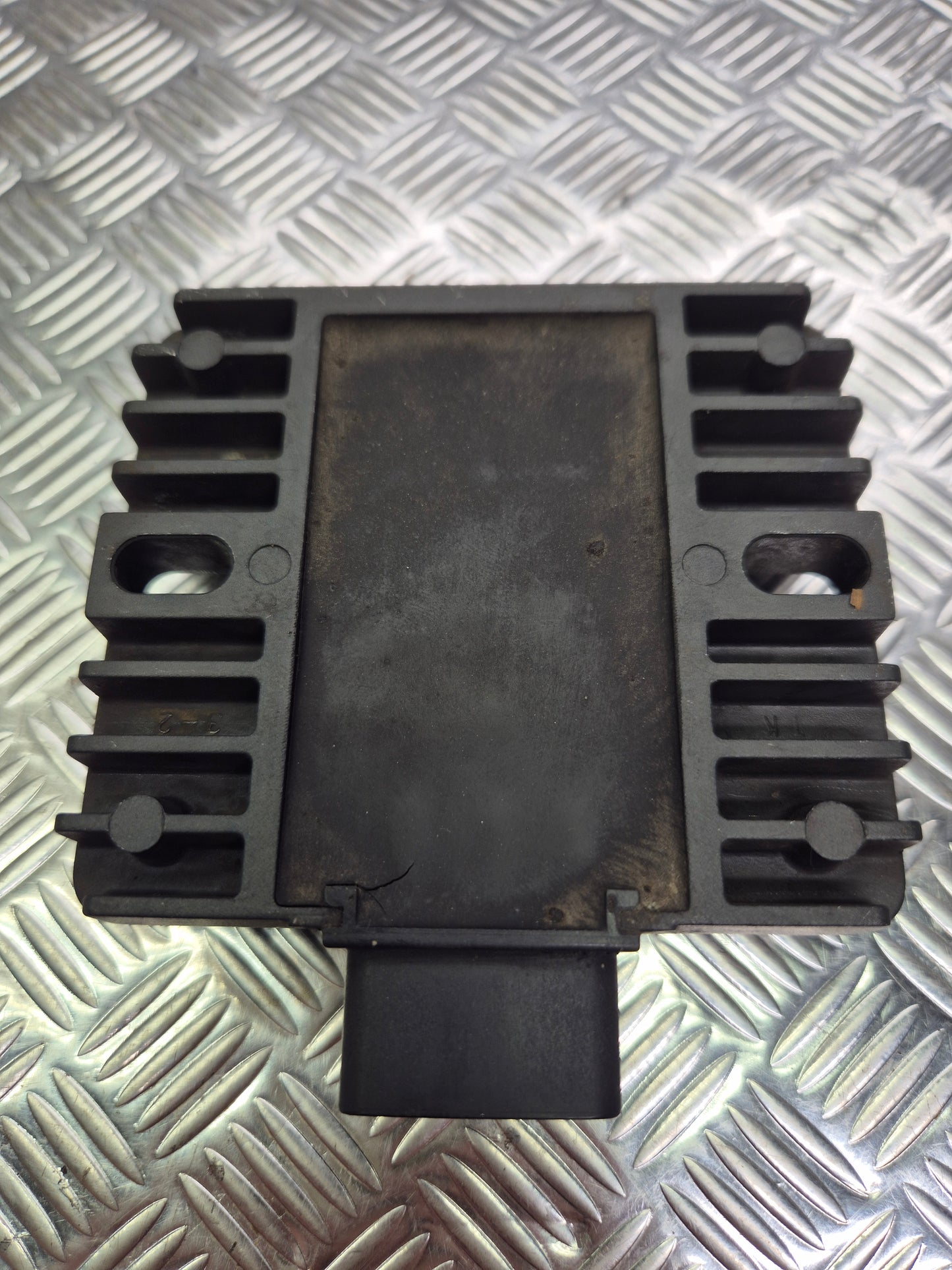 Régulateur de tension KAWASAKI Z 750 2007-2012