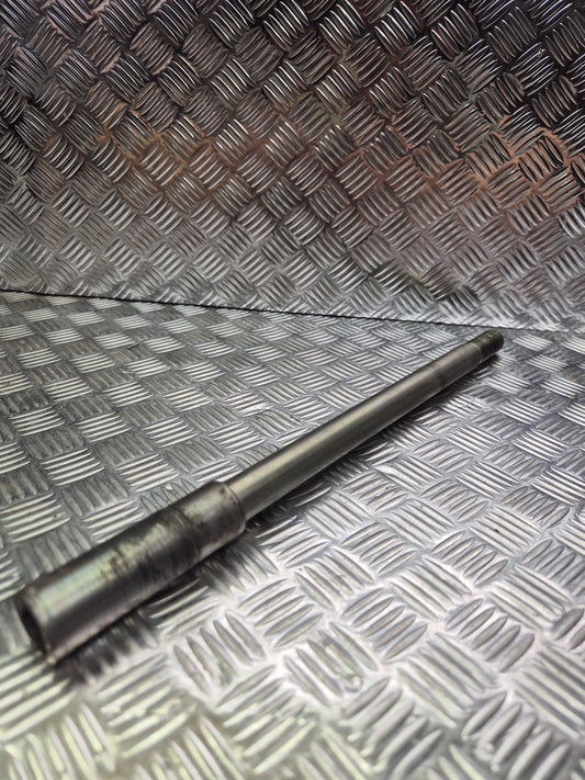 Axe de roue avant yamaha 125 x-max 2010-2013