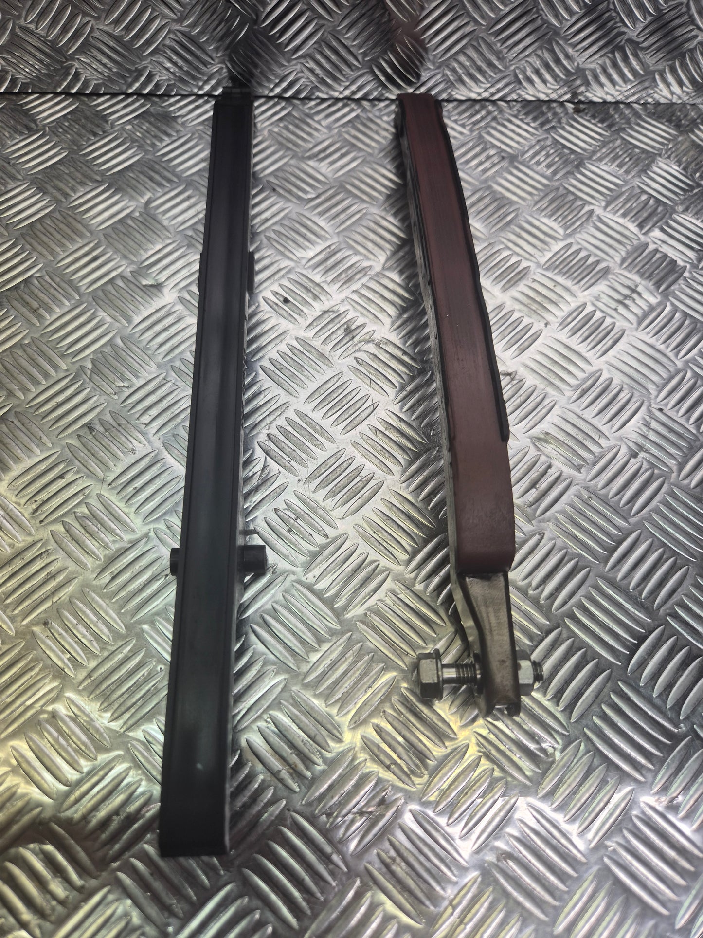 PATIN DE CHAINE DE DISTRIBUTION POUR QUAD 300 RS ADLY/AXR/XROAD