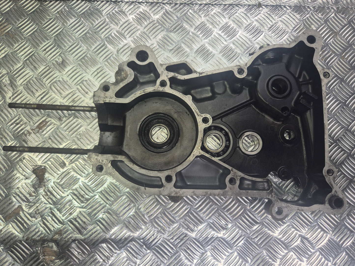 Carter moteur droit SUZUKI 50 LT