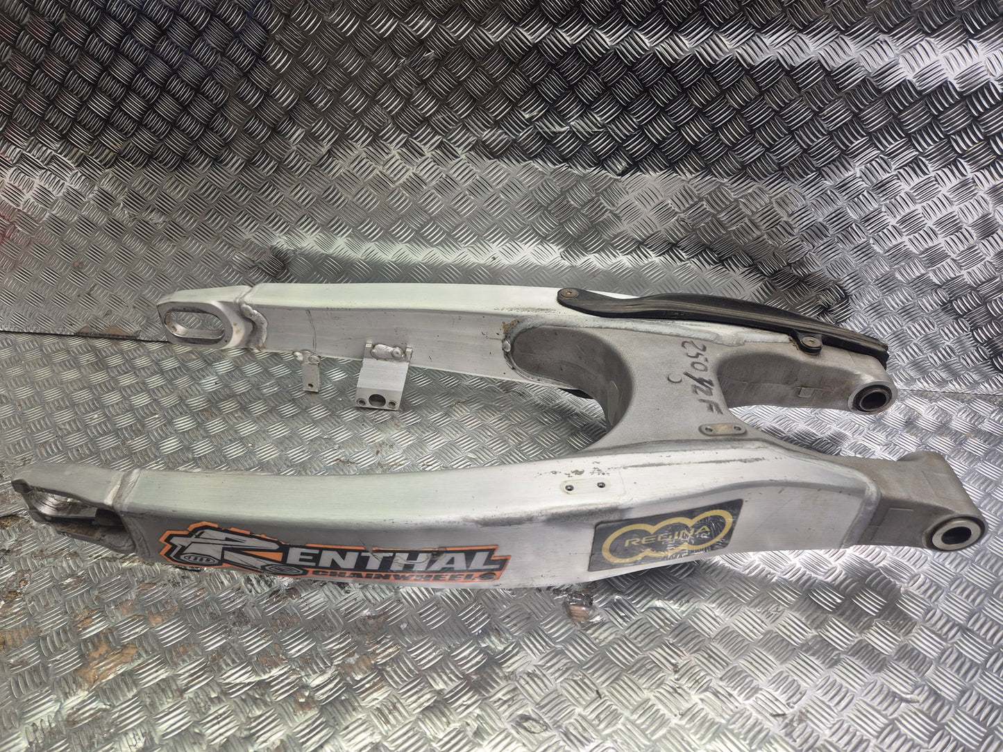 Bras oscillant YAMAHA 250 YZF 2010-2013