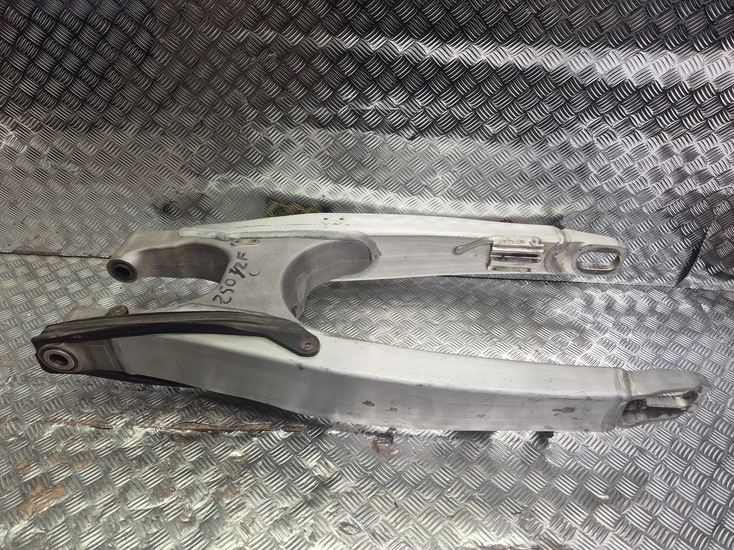 Bras oscillant YAMAHA 250 YZF 2010-2013