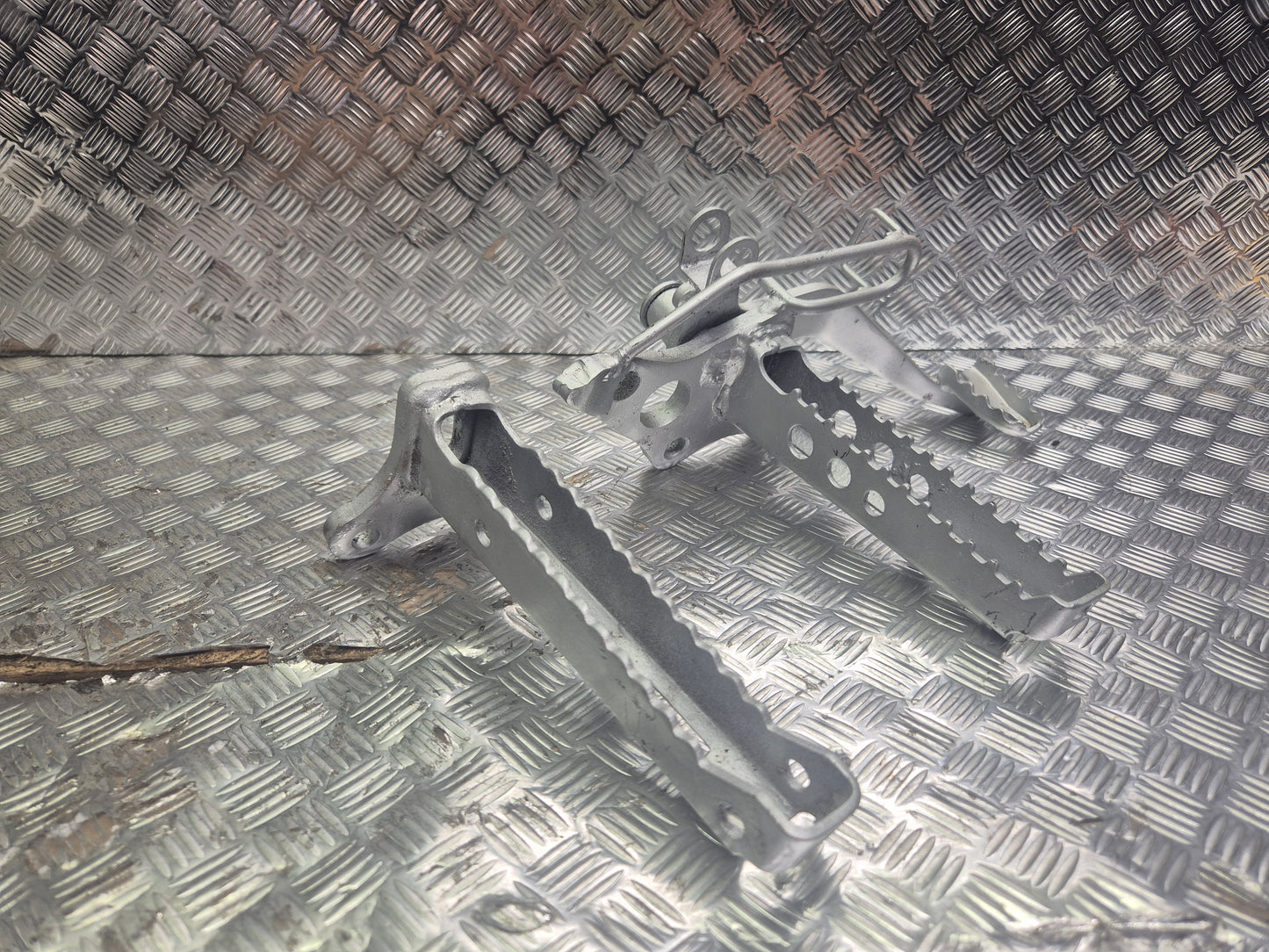 Repose Pieds avec pédale de frein yamaha yfs 200 blaster phase 1