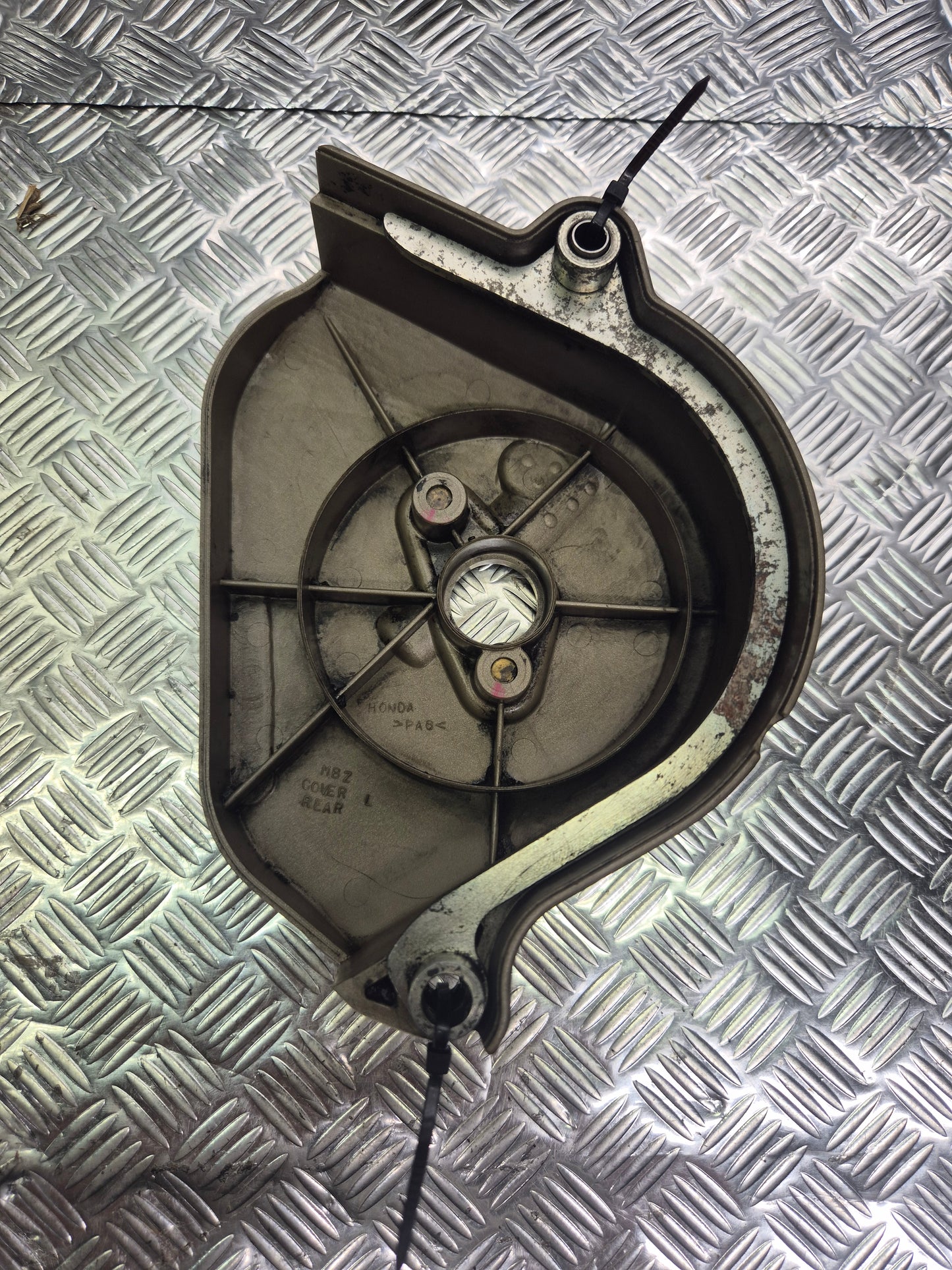 Cache pignon honda 600 hornet 1998-2002