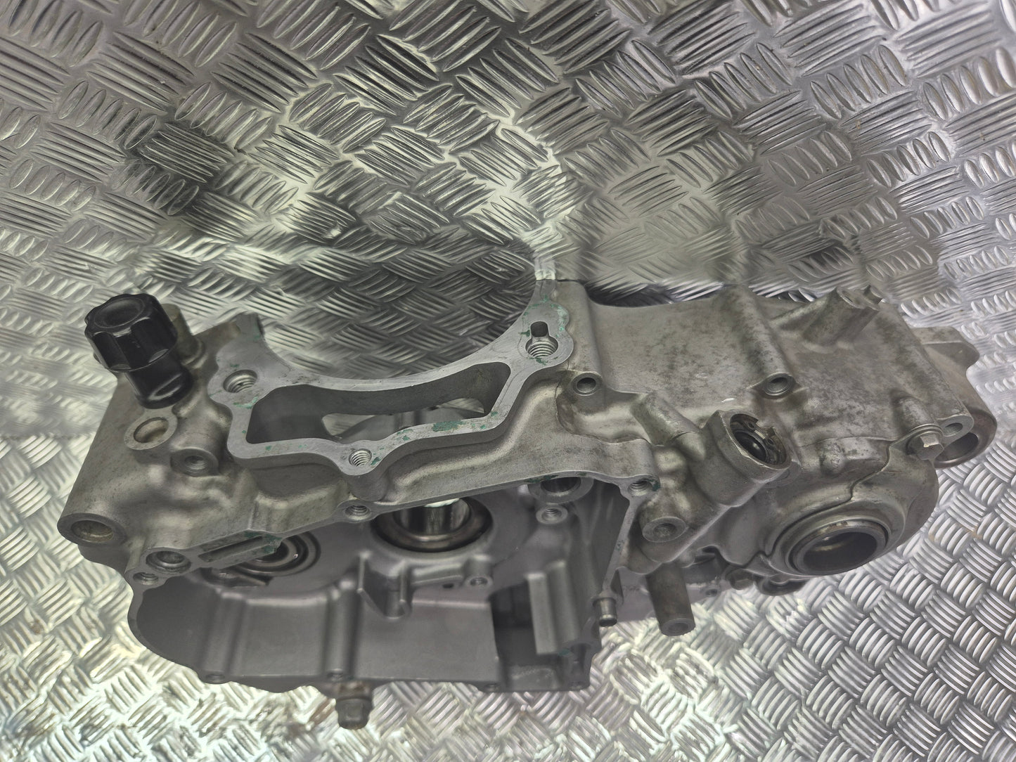 Carter moteur gauche yamaha 450 yzf 2006-2009