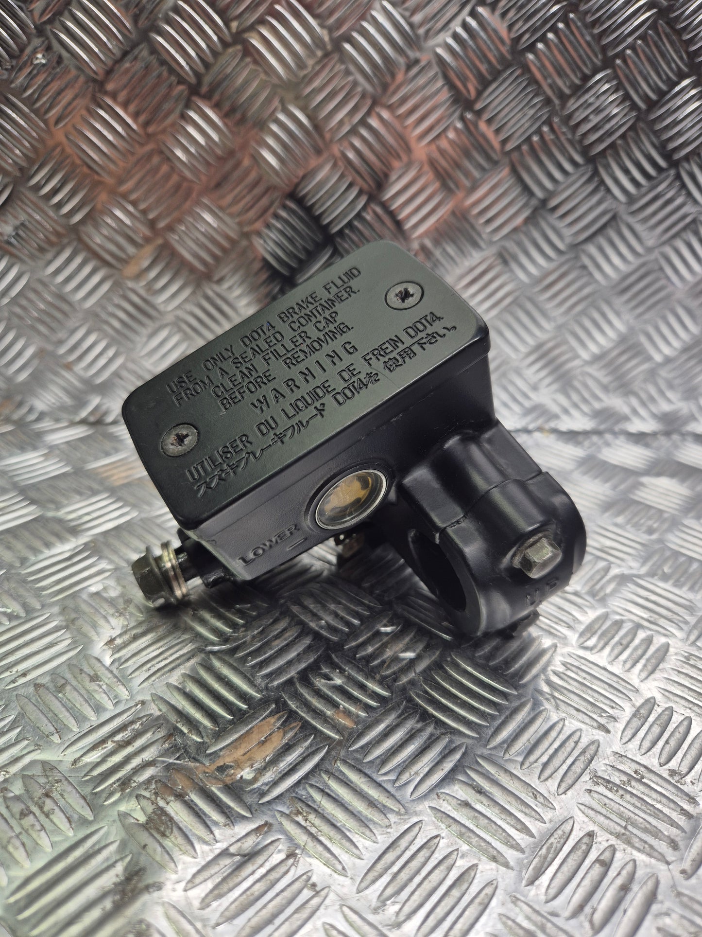 Maitre cylindre frein avant SUZUKI 600 BANDIT 2000 - 2004