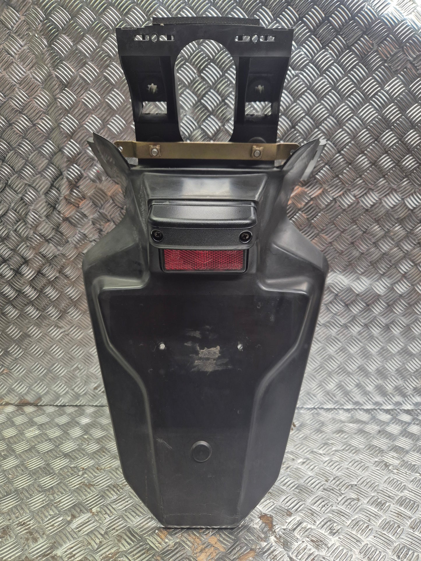 Support de plaque et eclairage HONDA 500 CBF 2004 - 2007