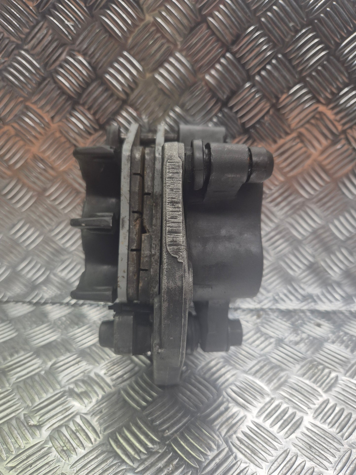 Etrier de frein avant HONDA 500 CBF 2004 - 2007