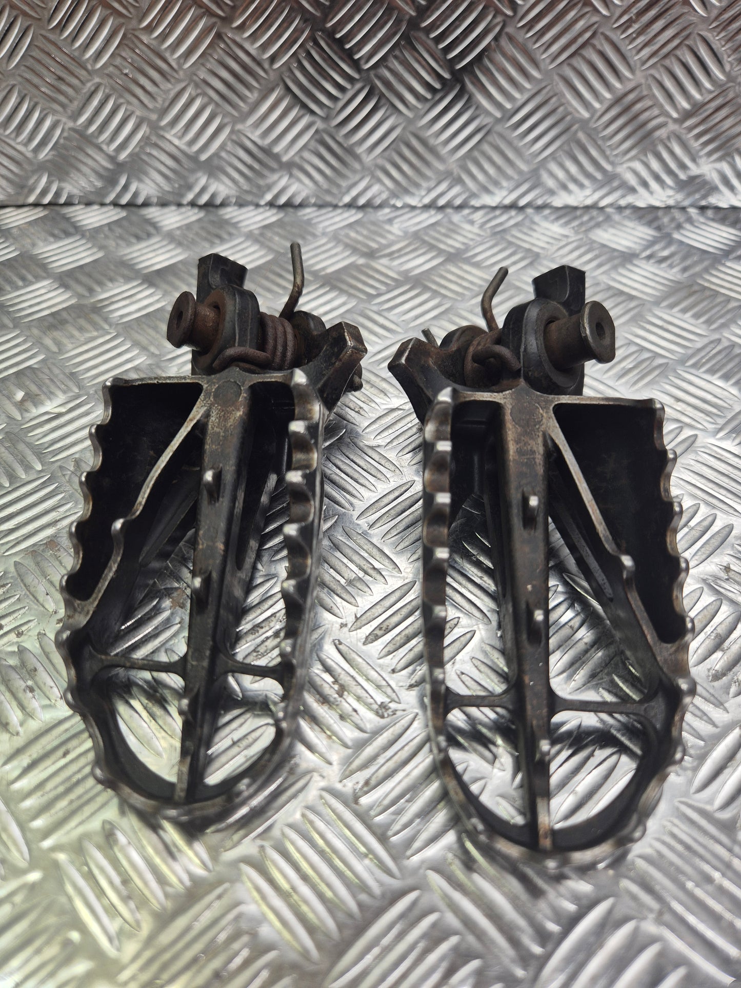 Cales pieds honda 250/450 crf 2004-2009