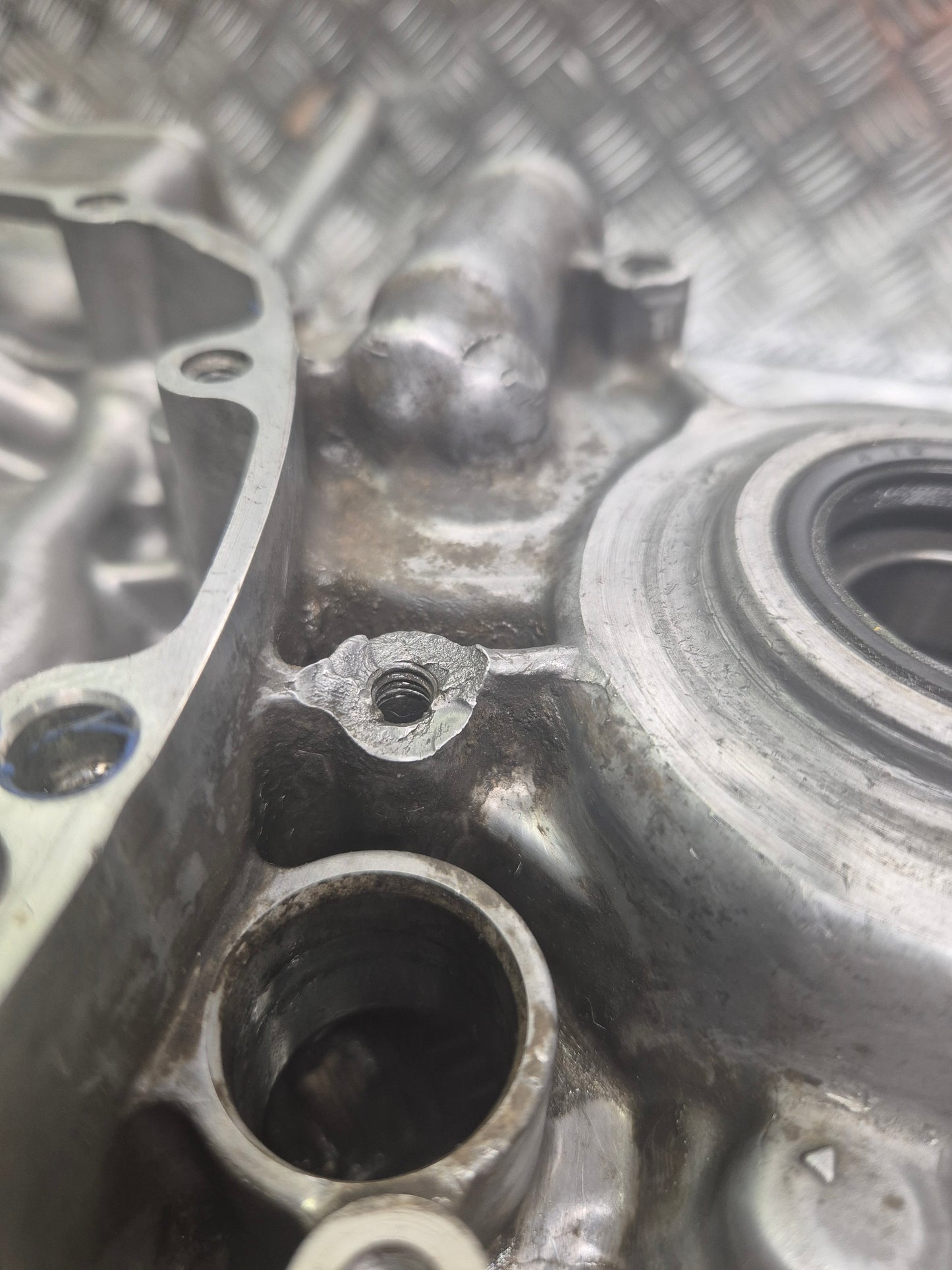 Carter moteur gauche HONDA CRF450R 2004-2008