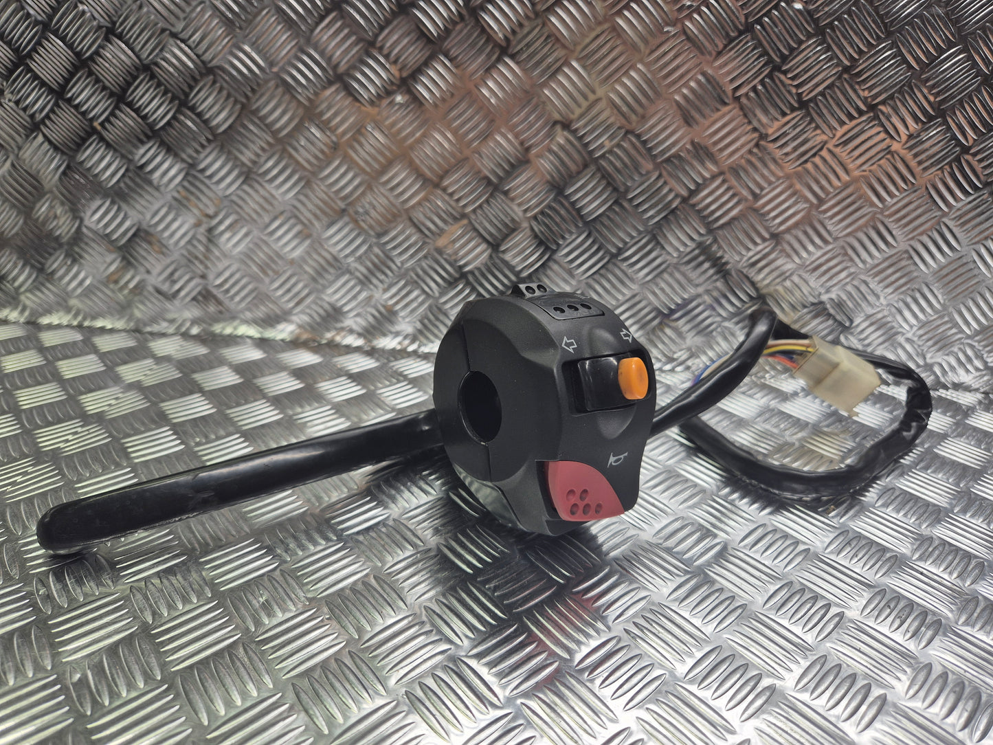 Commodo gauche Peugeot vivacity 2004-2009
