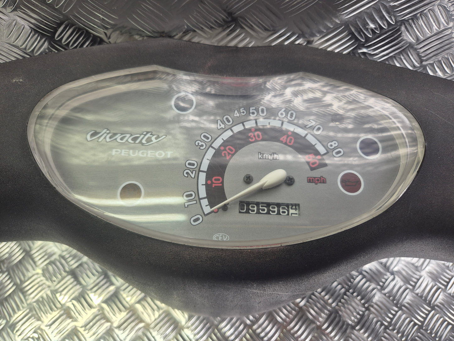 COMPTEUR
PEUGEOT VIVACITY 50 (2004 - 2007)