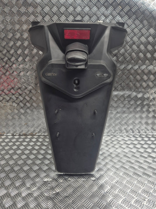 Support de plaque et eclairage YAMAHA 125 XMAX 2010 - 2013