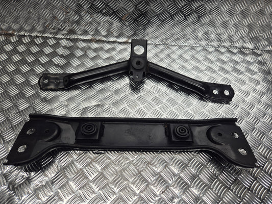 Support de reservoir yamaha 125 x-max 2010-2013