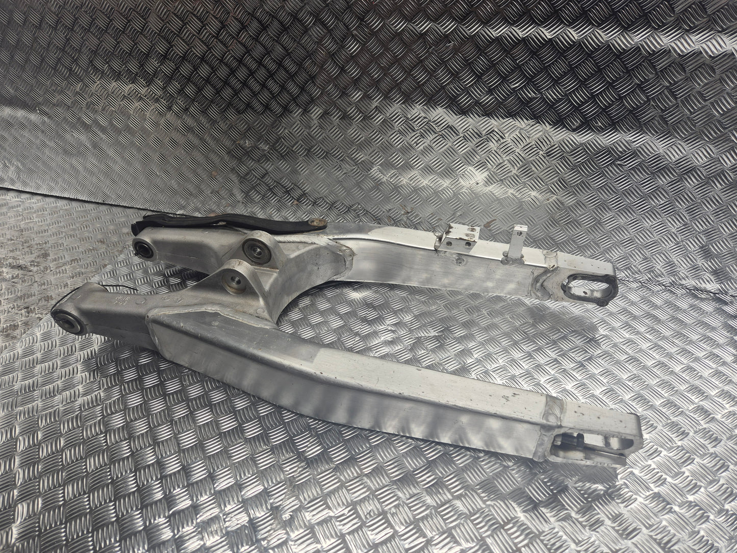 Bras oscillant HONDA 250/450 CRF