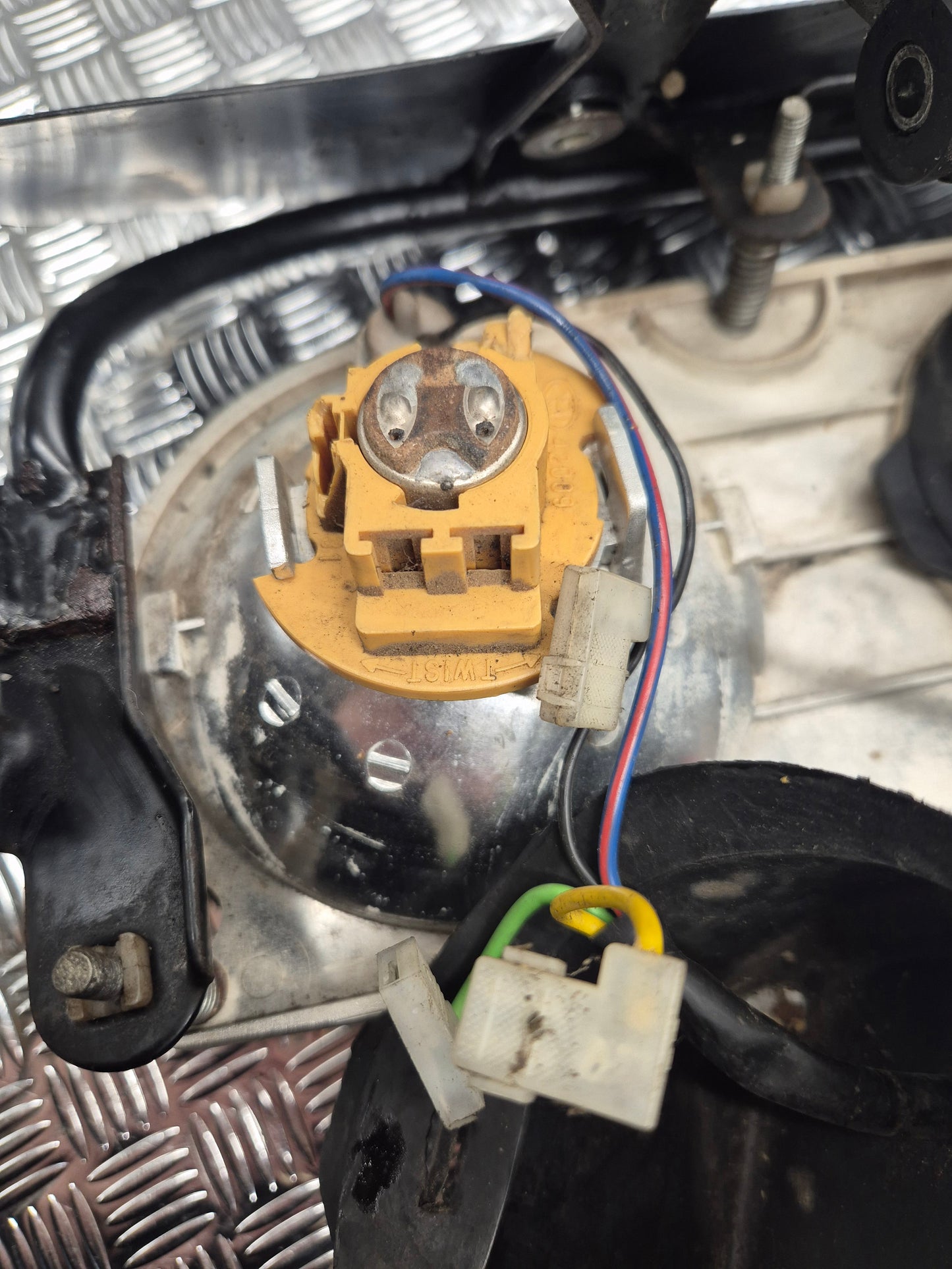 Optique de phare yamaha 125 tdr 1989-1992