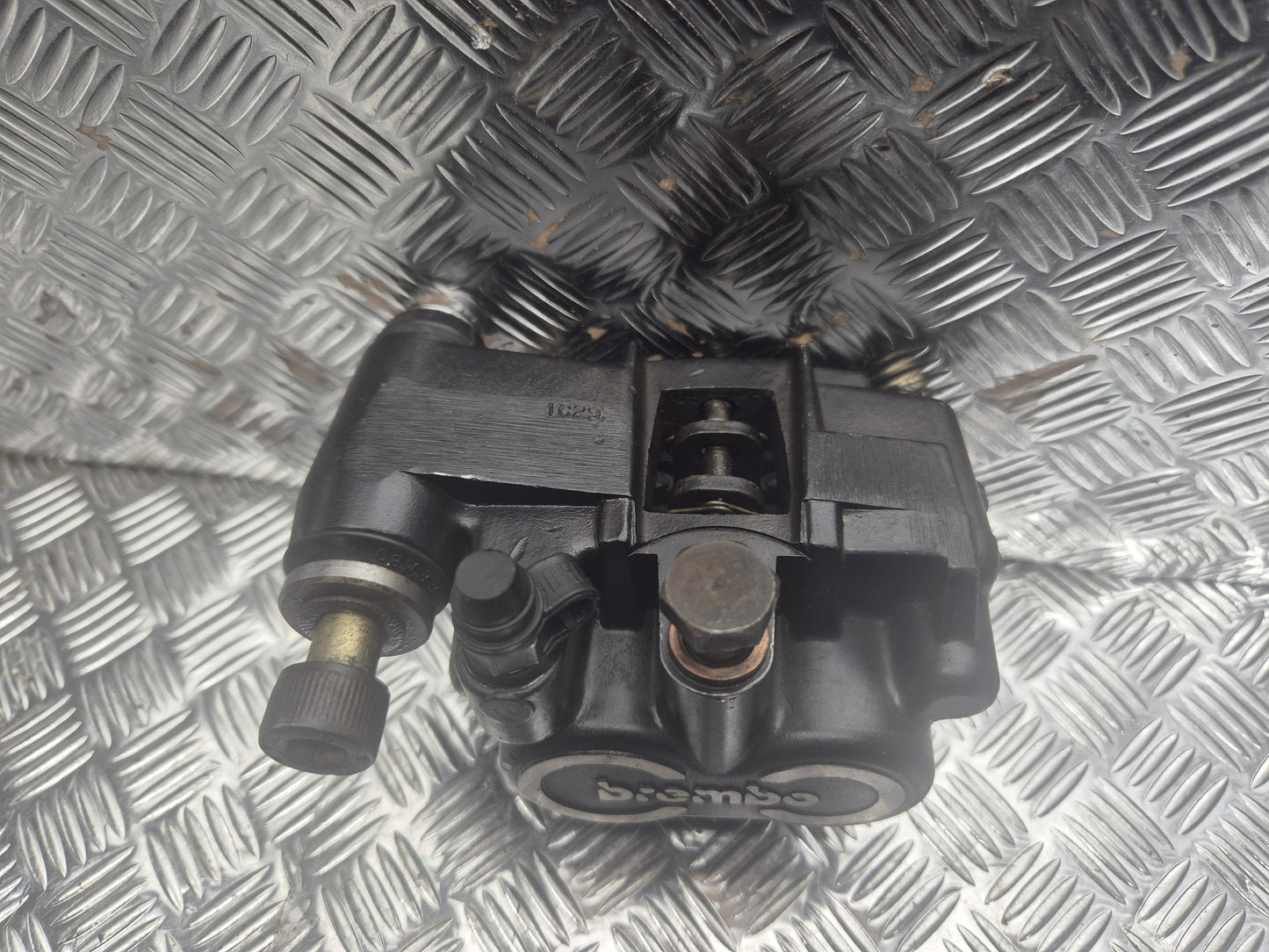 Etrier de frein avant YAMAHA TDR 125 1989-1992