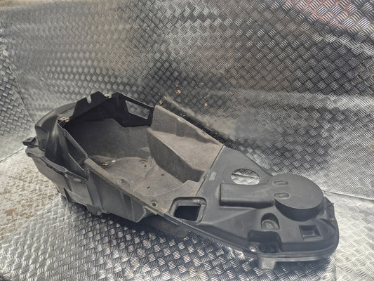 Coffre sous selle Peugeot 125 elystar 2003-2007