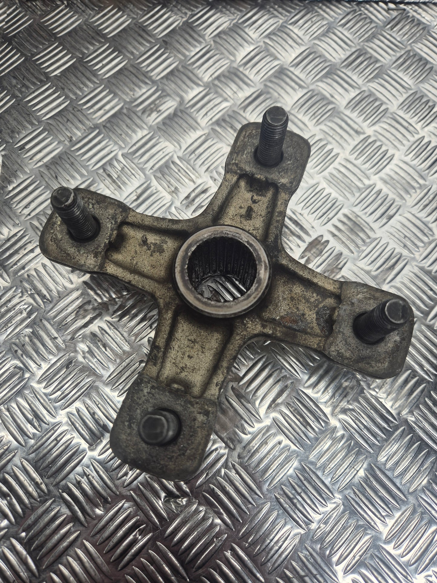 Étoile de roue arrière yamaha raptor warrior banshee yfz