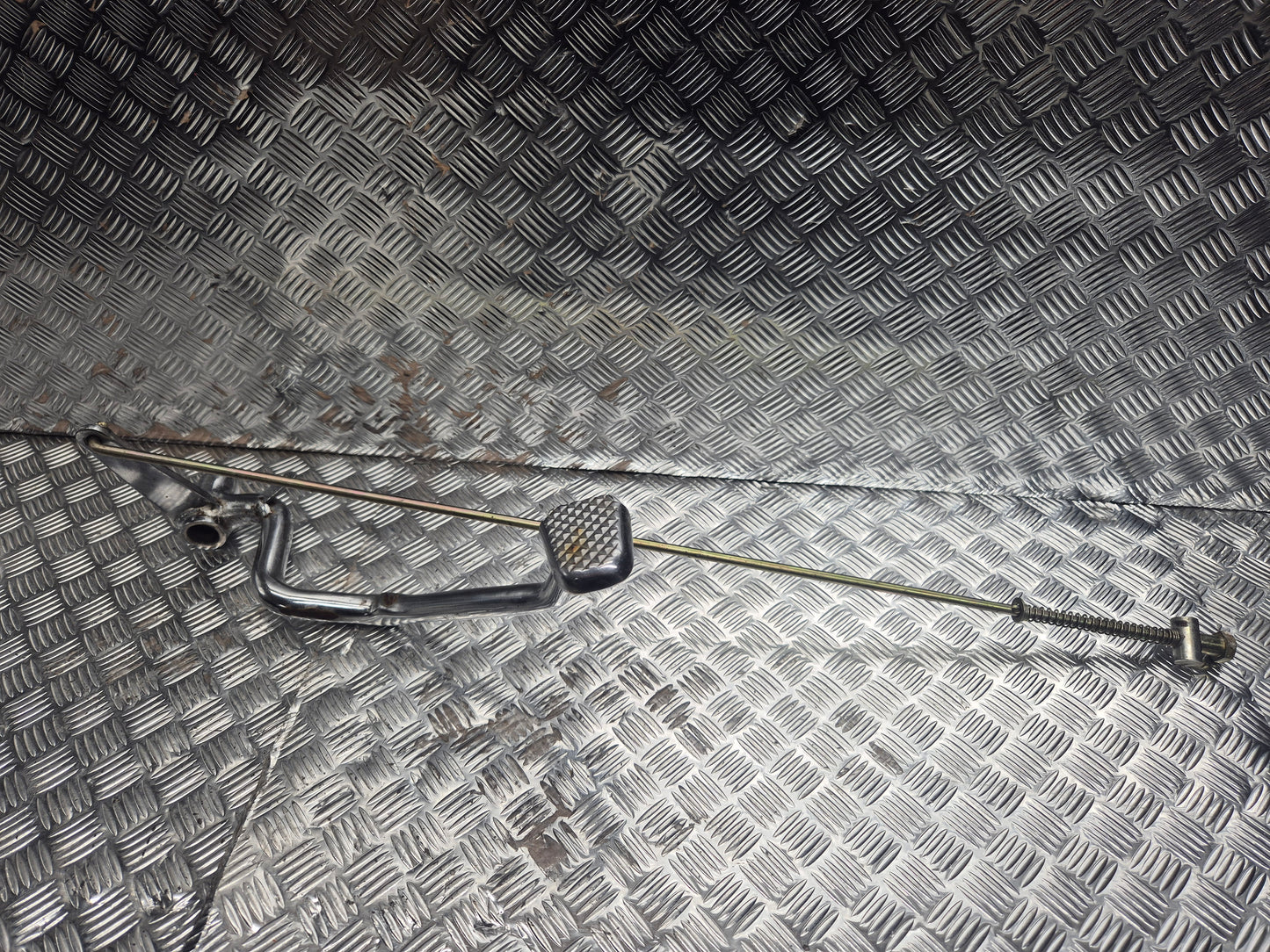 Pédale de frein arrière YAMAHA 125 YBR 2007-2009