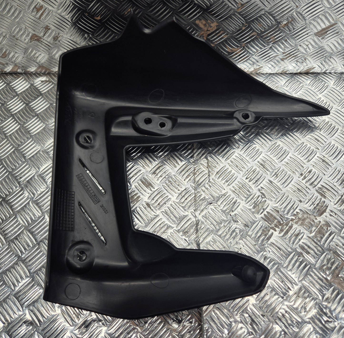 Ecope radiateur droite TRIUMPH 675 STREET TRIPLE R 2007 - 2011