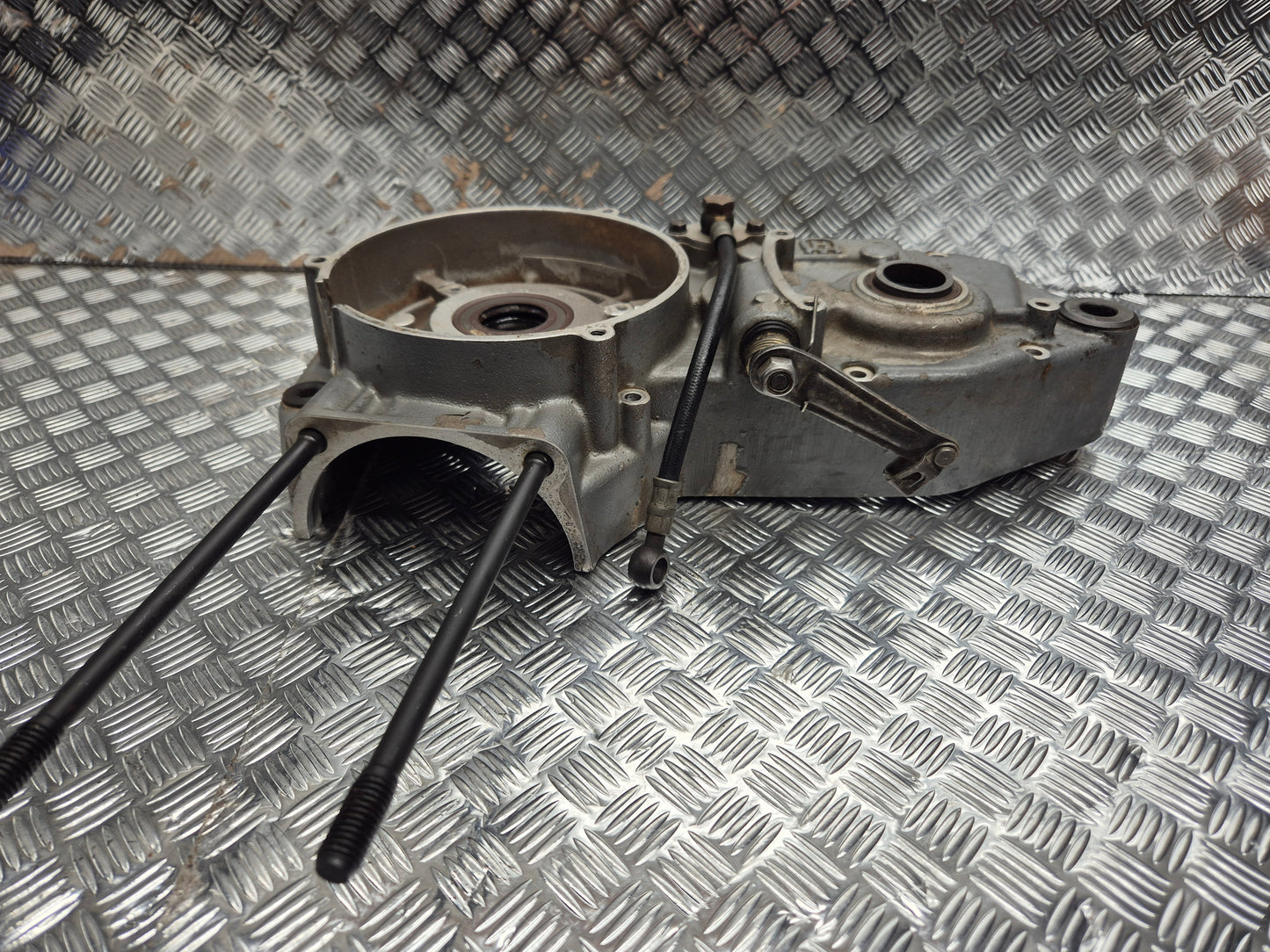 Carter moteur droit HUSQVARNA 410 TE 2000