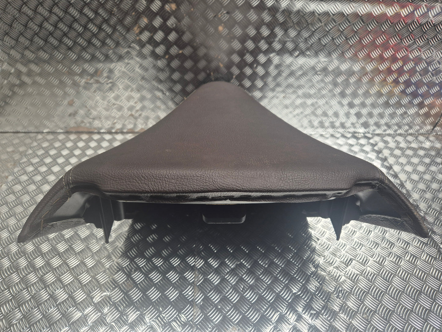 Selle conducteur Peugeot 125 satelis 2010