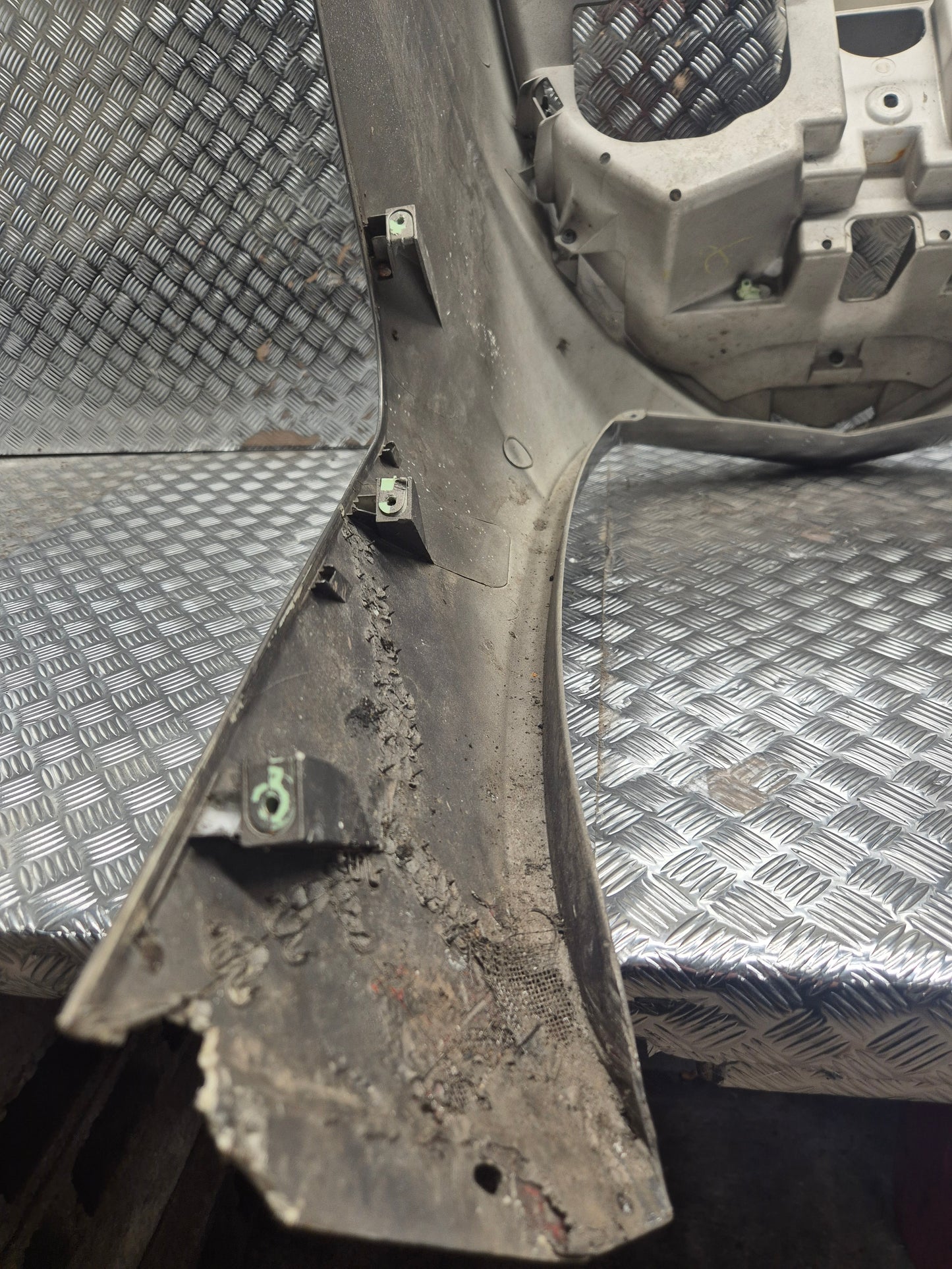 Tête de fourche Peugeot 125 satelis 2006-2011