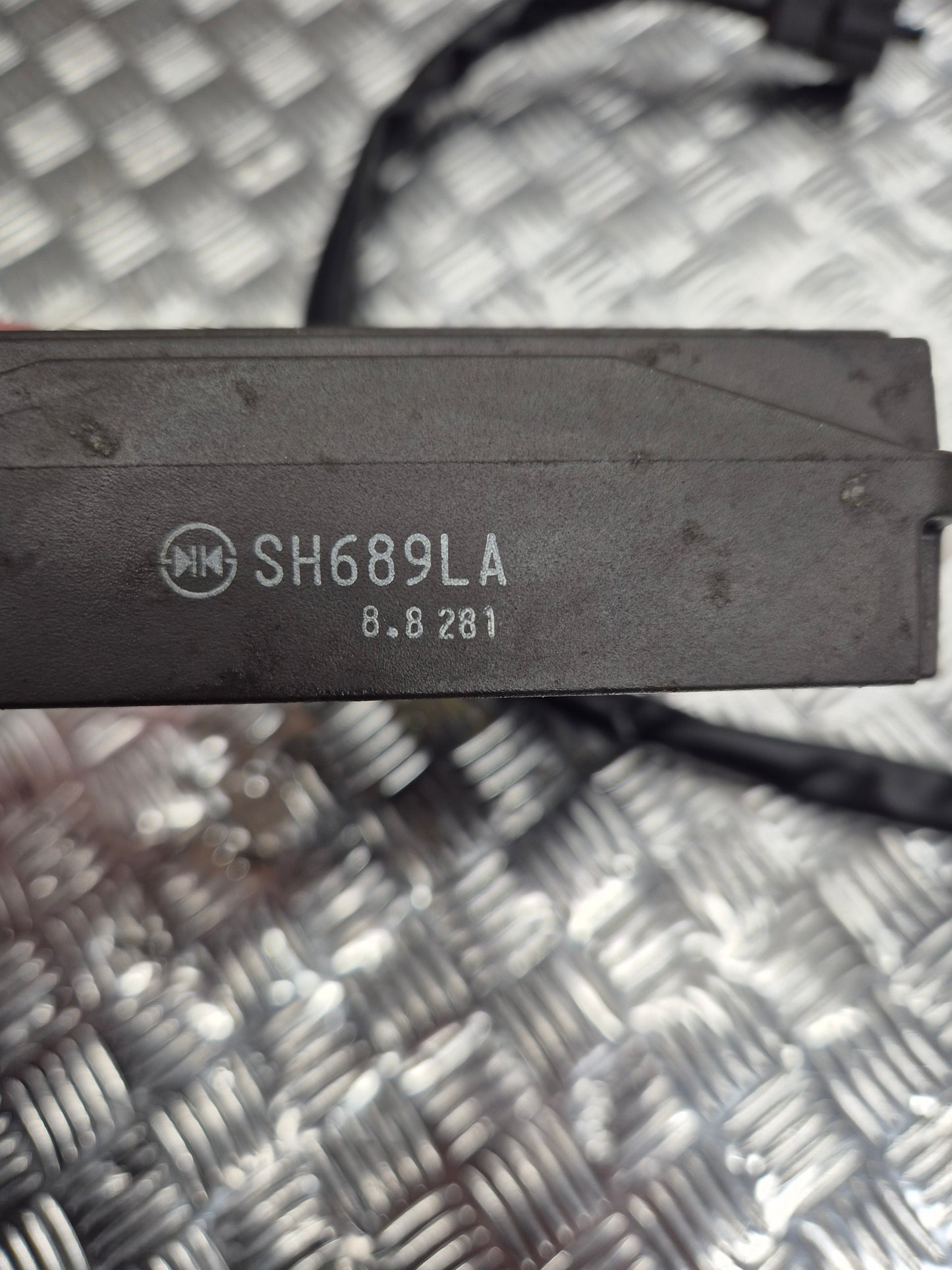 Regulateur charge batterie PEUGEOT SATELIS 125 2007-2011