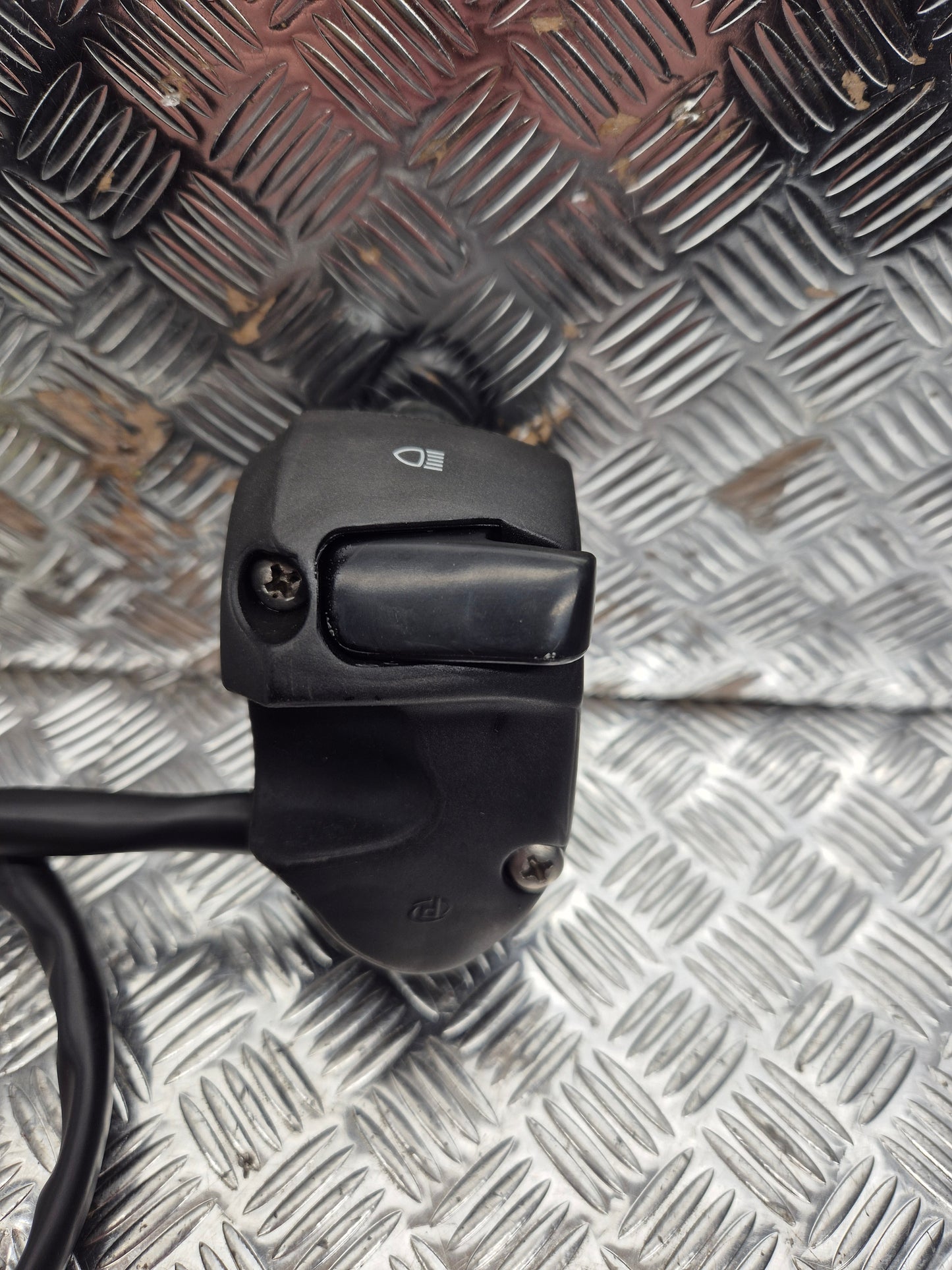 Commodo gauche PEUGEOT 125 SATELIS 2007-2011