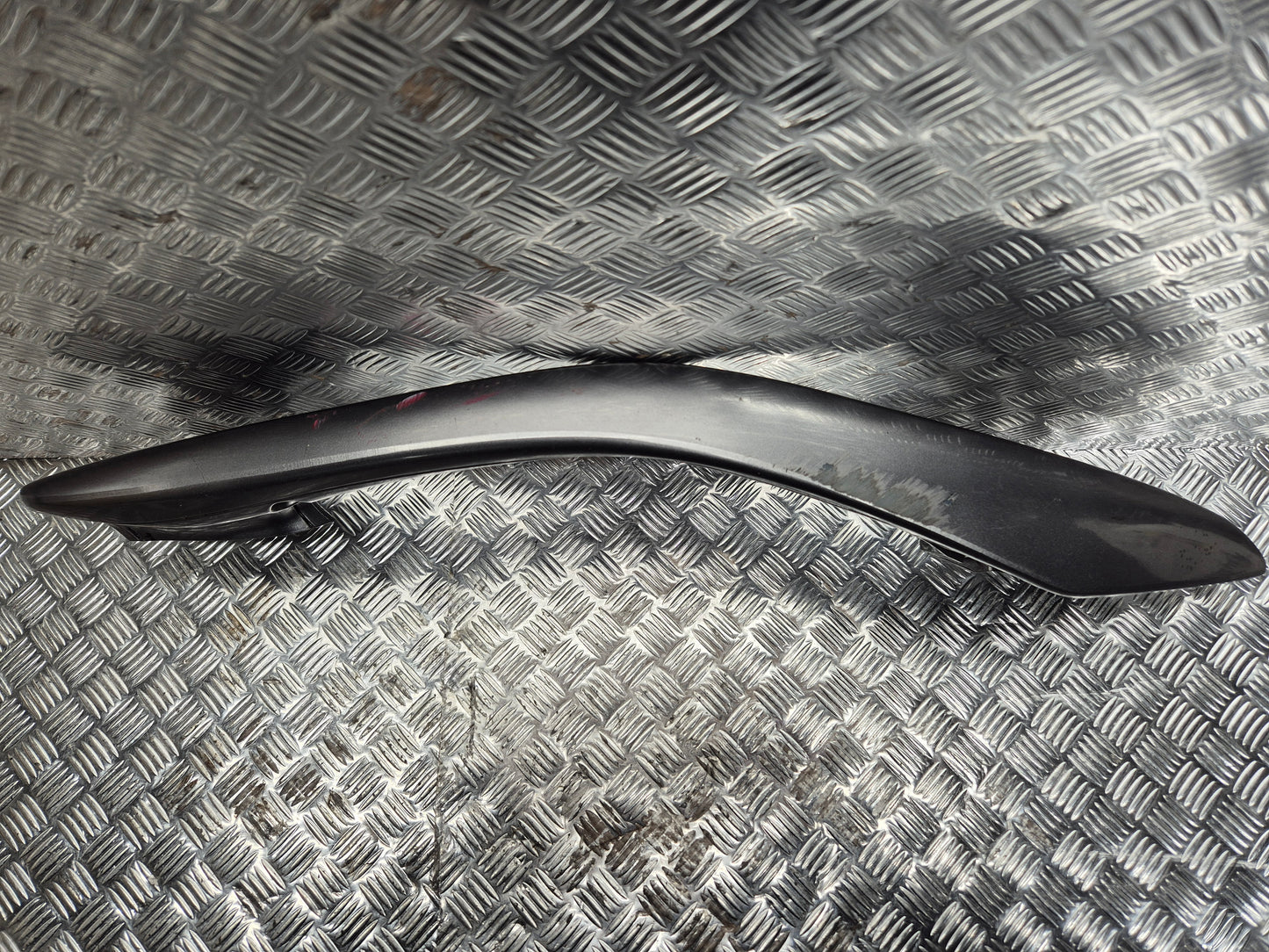 Poignee arriere droite SUZUKI 400 BURGMAN 2003 - 2006