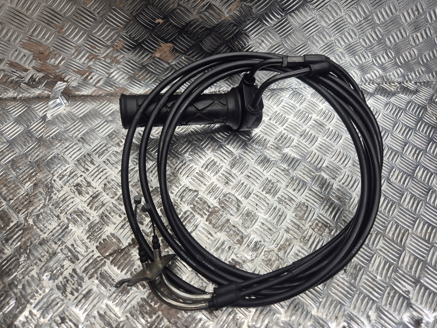 Poignée de gaz + cable YAMAHA 50 NEOS 4TEMPS 2008-2016