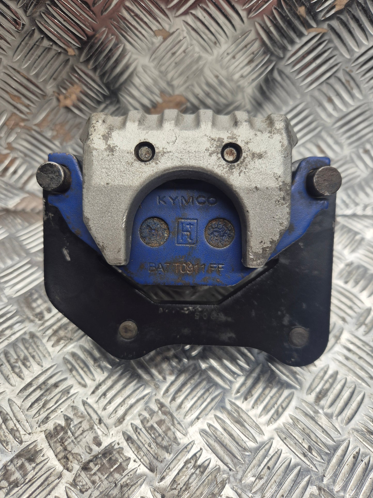 Étrier de frein avant droit KYMCO 250 KXR