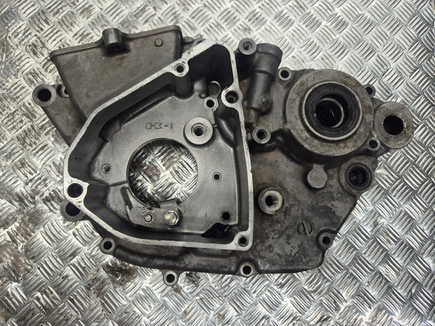 Carter moteur gauche KAWASAKI 250 KXF 2005