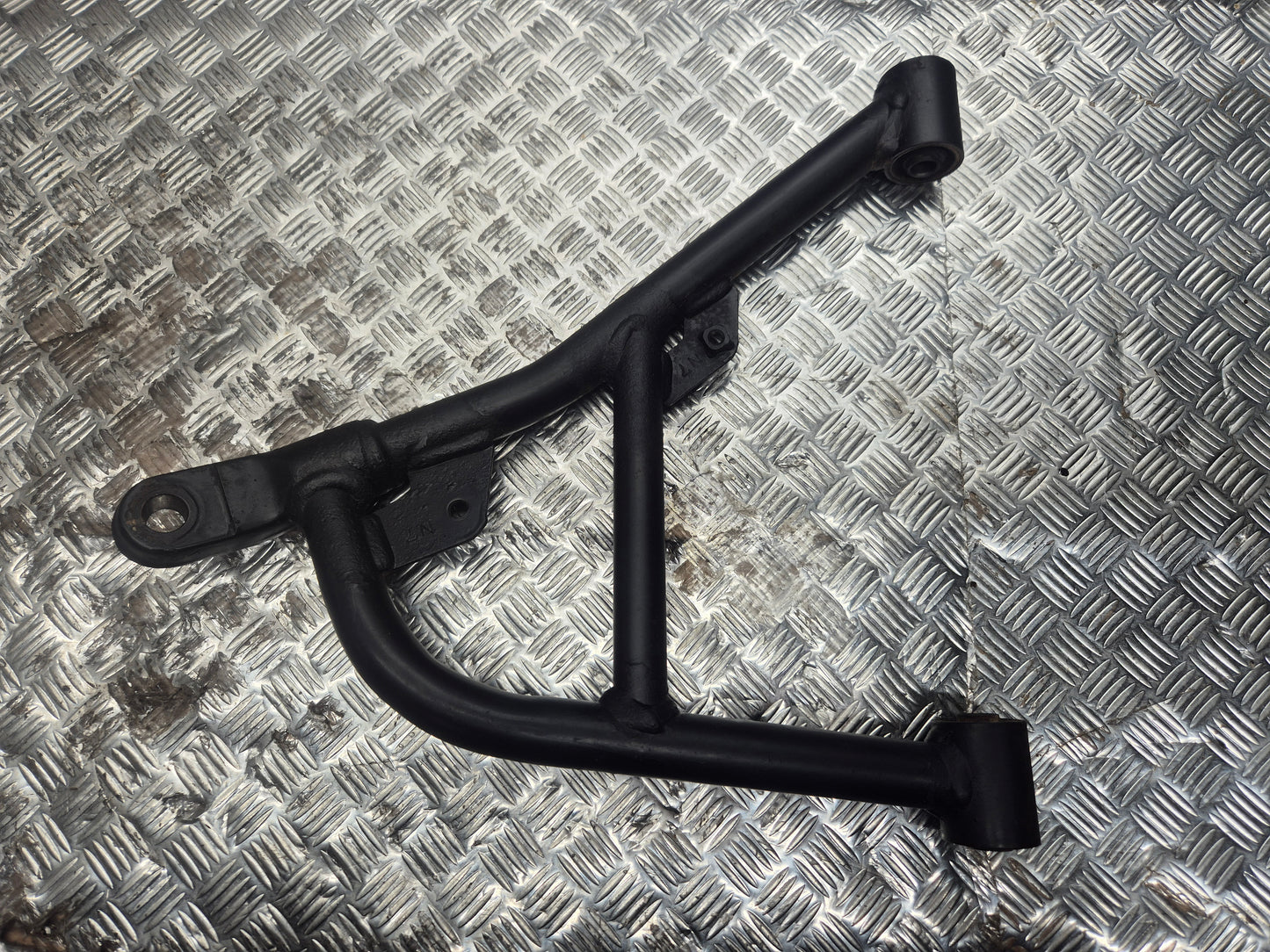 Triangle inférieur gauche HONDA FOURTRAX 350 RANCHER 4X4 2004-2006