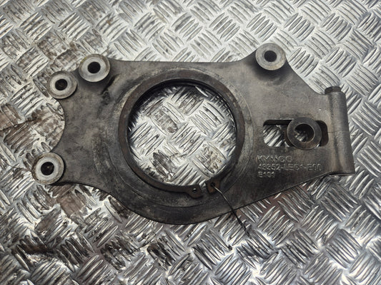 Support d'étrier arrière (version avec frein de parking) KYMCO 250 KXR