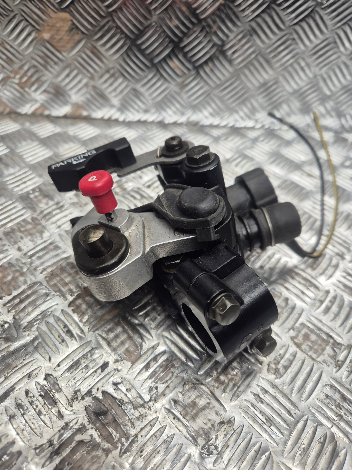 Cocotte d'embrayage SUZUKI 400 LTZ