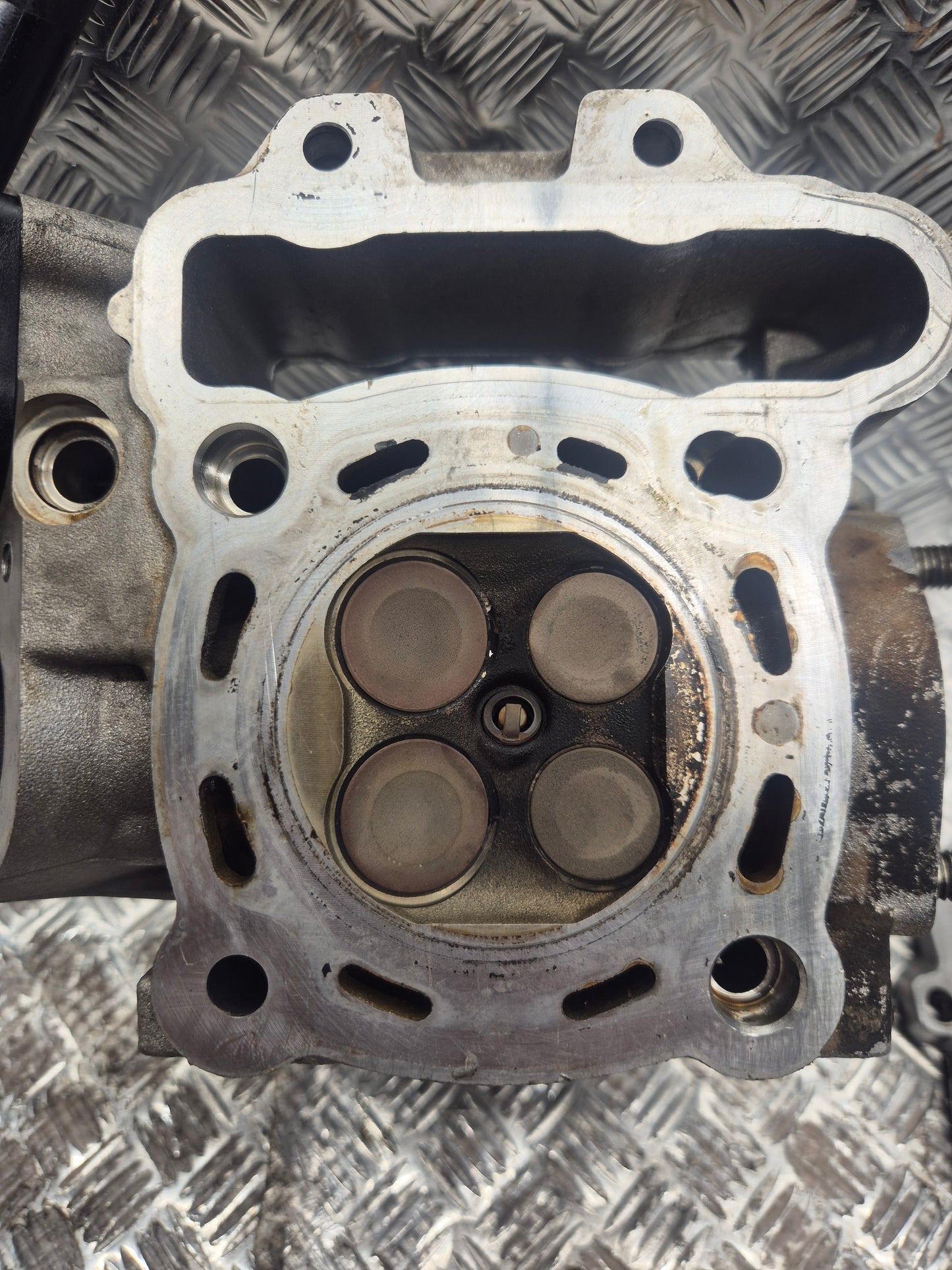 Culasse PEUGEOT 125 SATELIS 2007-2011