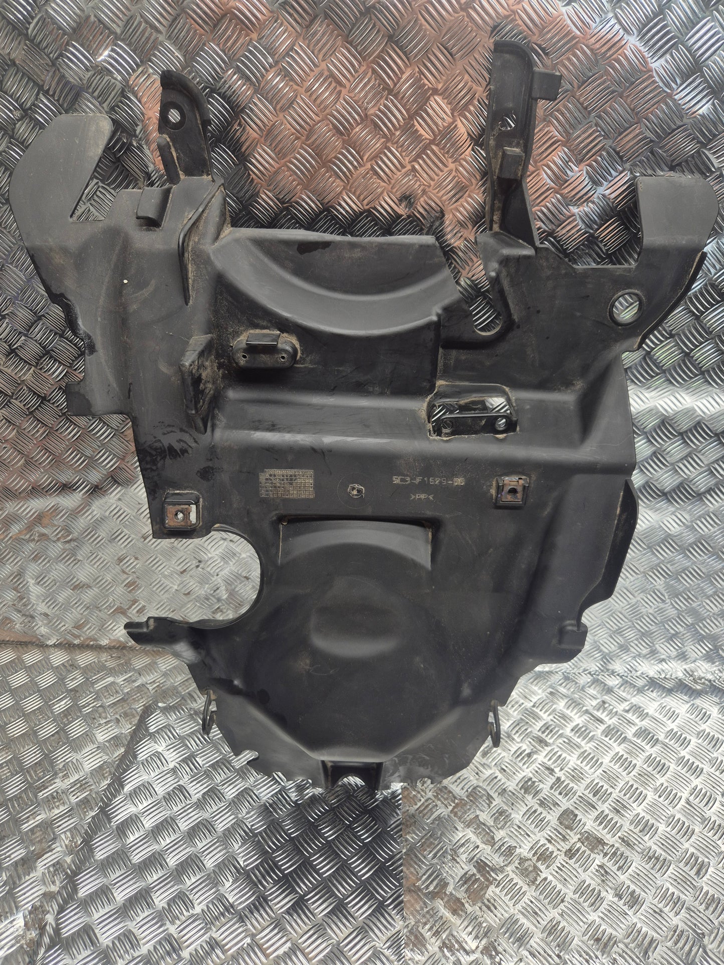 Passage de roue arrière YAMAHA 50 NEOS 4TEMPS 2008-2016