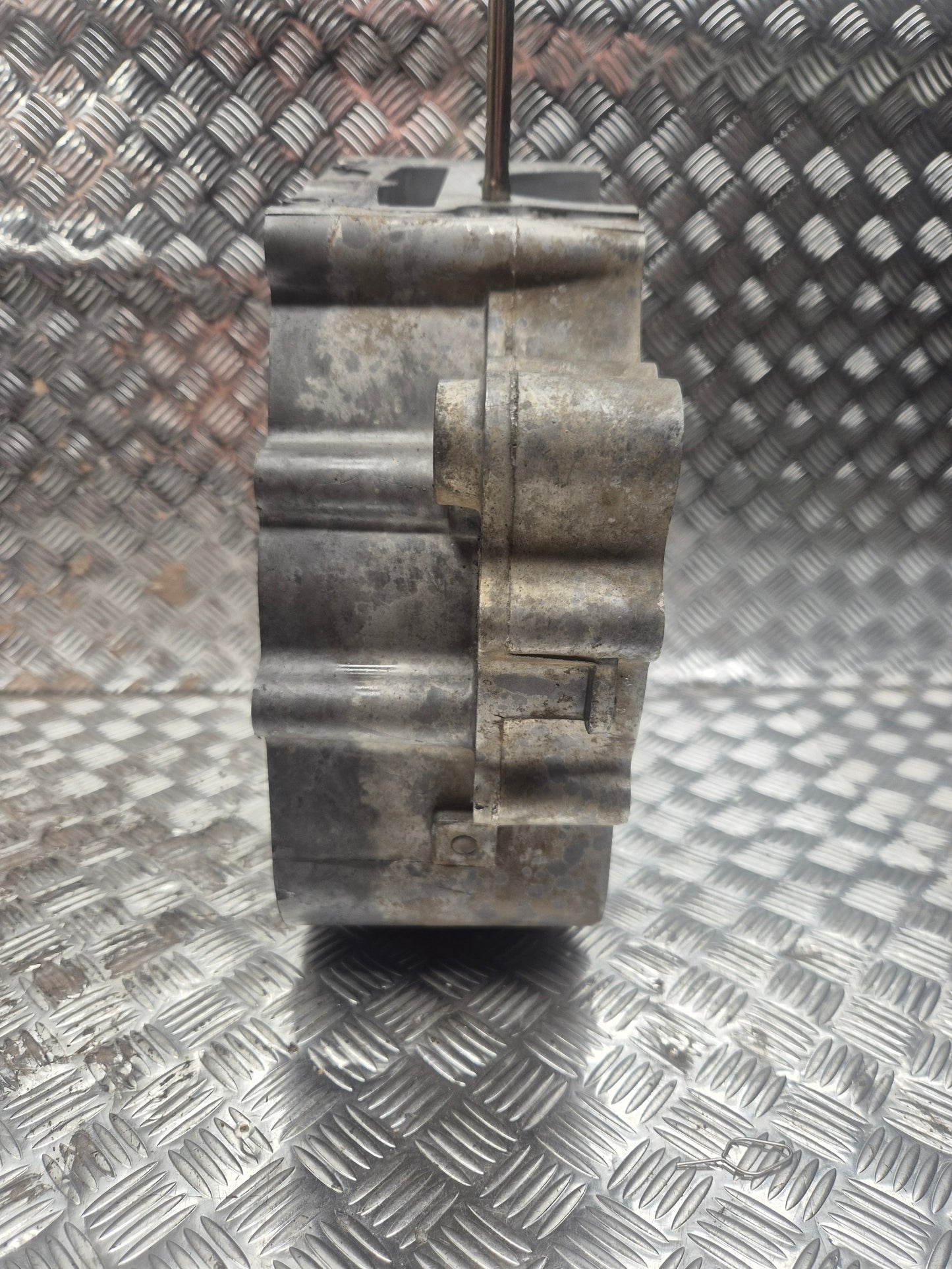Carter moteur droit KYMCO 250 KXR