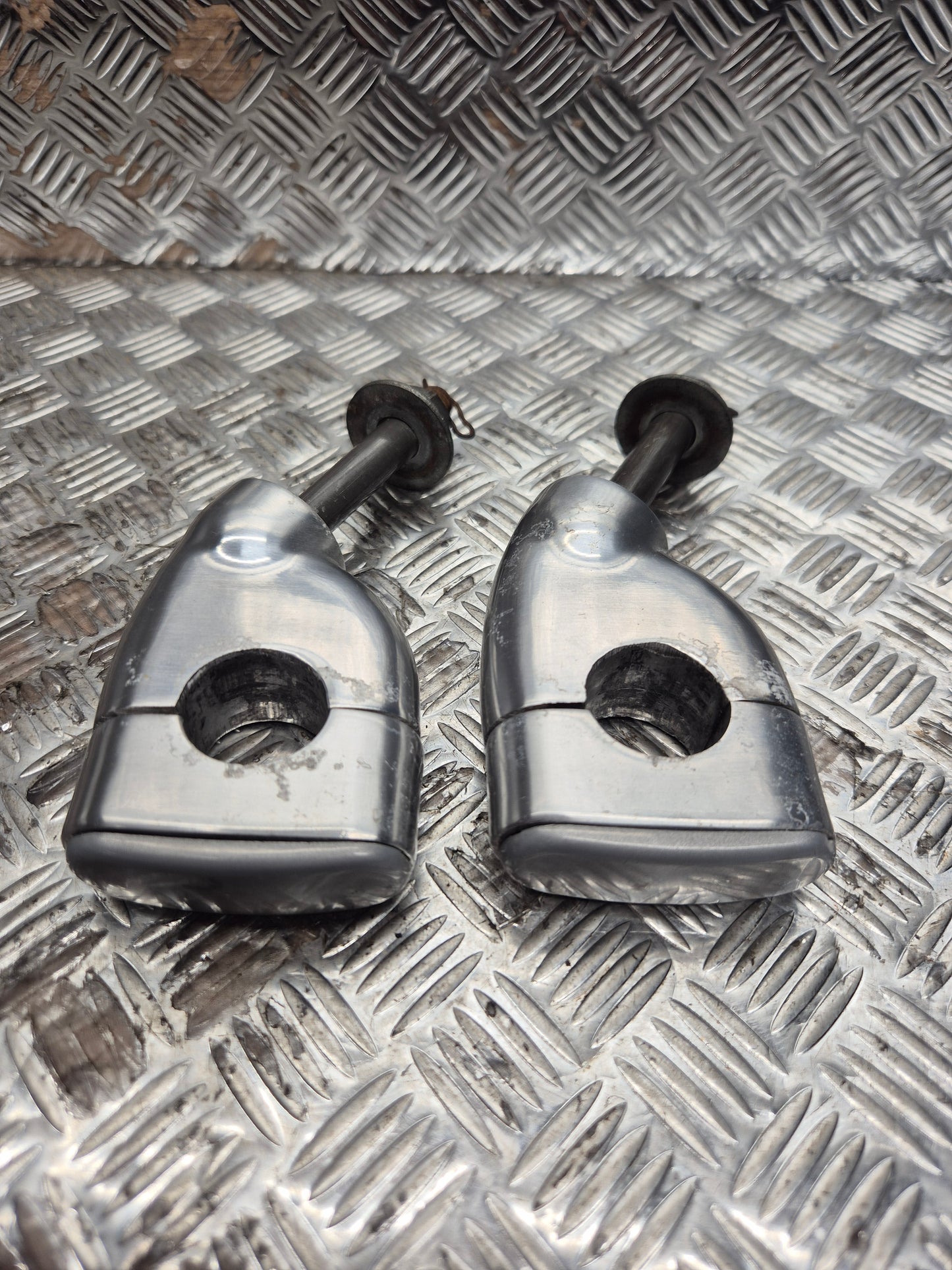 Pontets de guidon YAMAHA 535 VIRAGO 1989