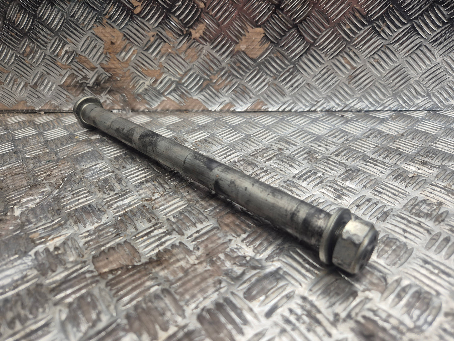 Axe de bras oscillant HONDA 250 CRF 2004-2009