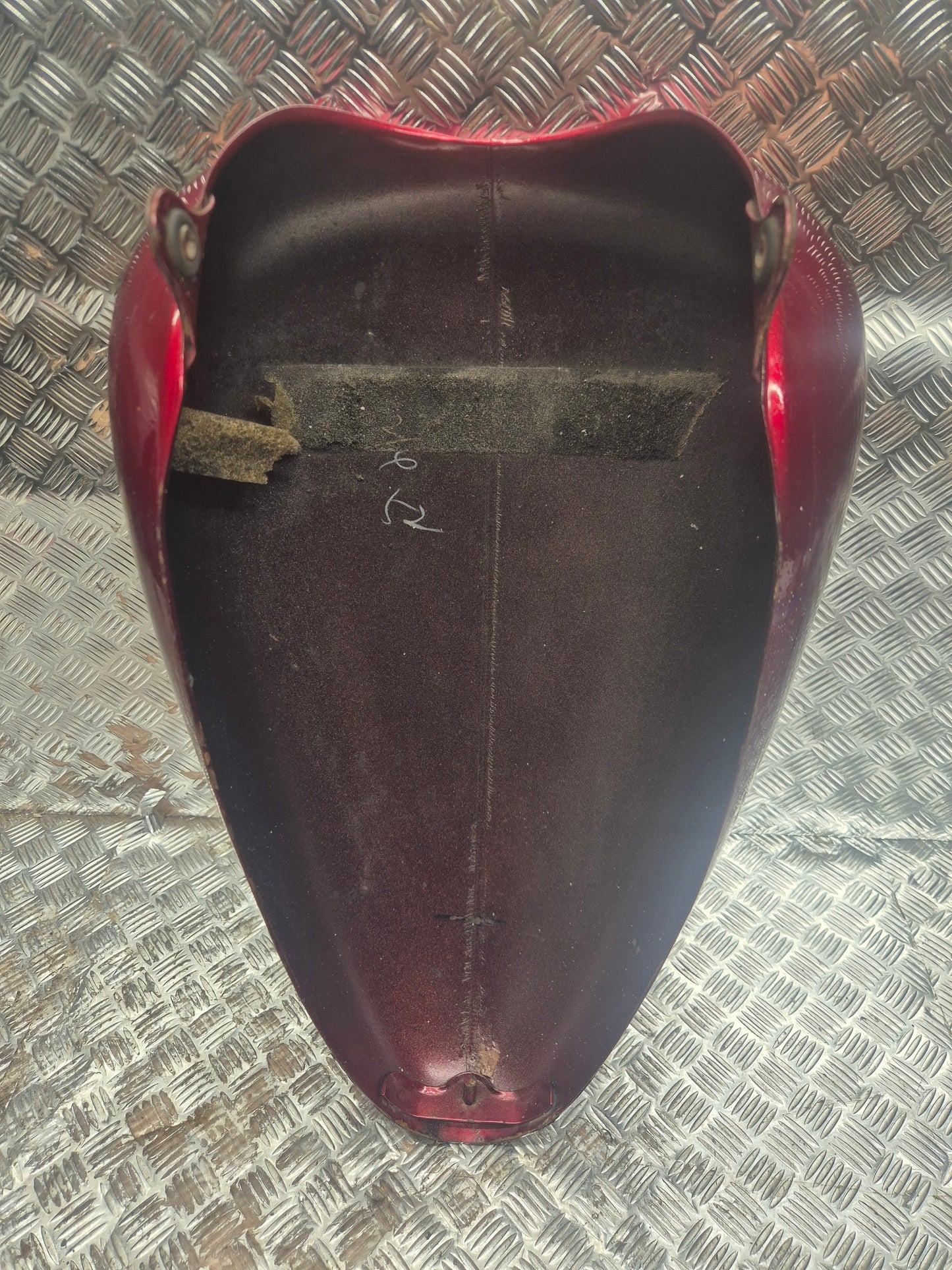 Cache supérieur ( faux réservoir ) YAMAHA 535 VIRAGO 1989